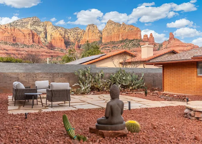 The Redrock Experience With Mtn Views & Hottub Holiday home *
